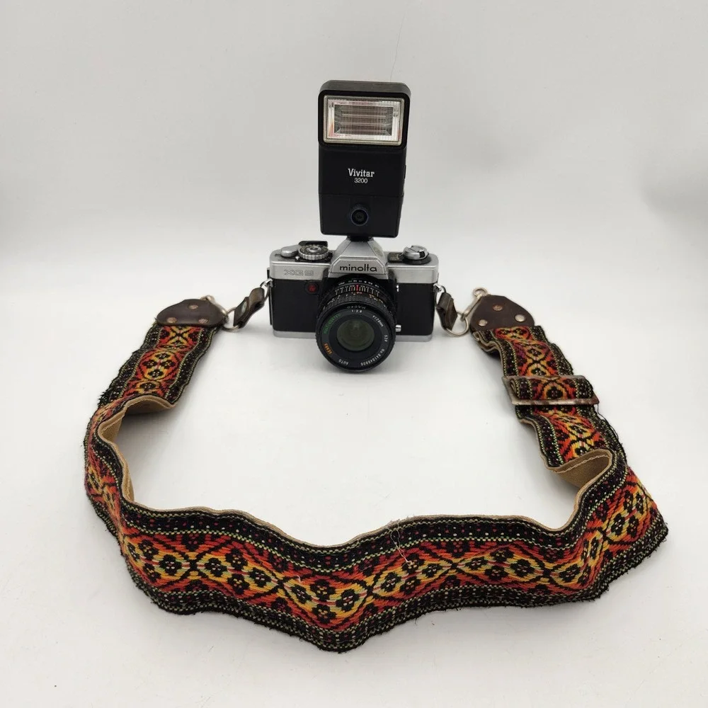 Minolta XG 9 35mm SLR Camera Sears 28mm f2.8 Macro Lens Vivitar 3200 Flash Strap